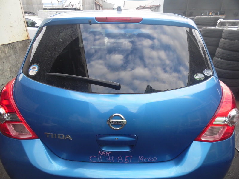 Дверь задняя Nissan Tiida C11