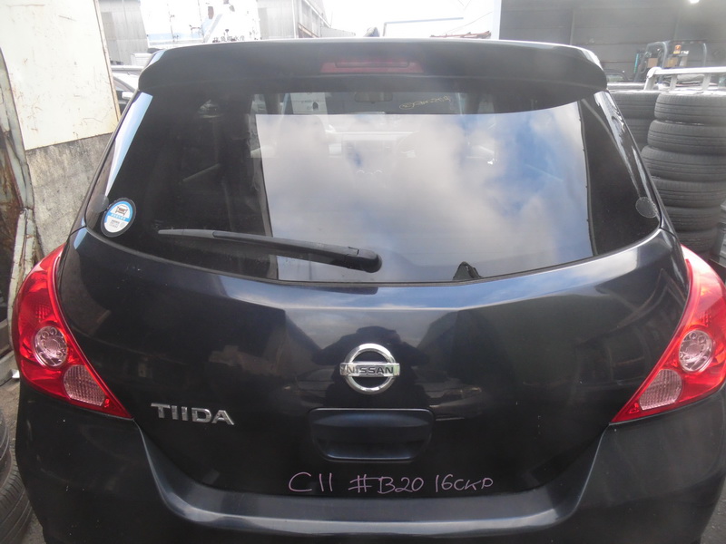 Дверь задняя Nissan Tiida C11