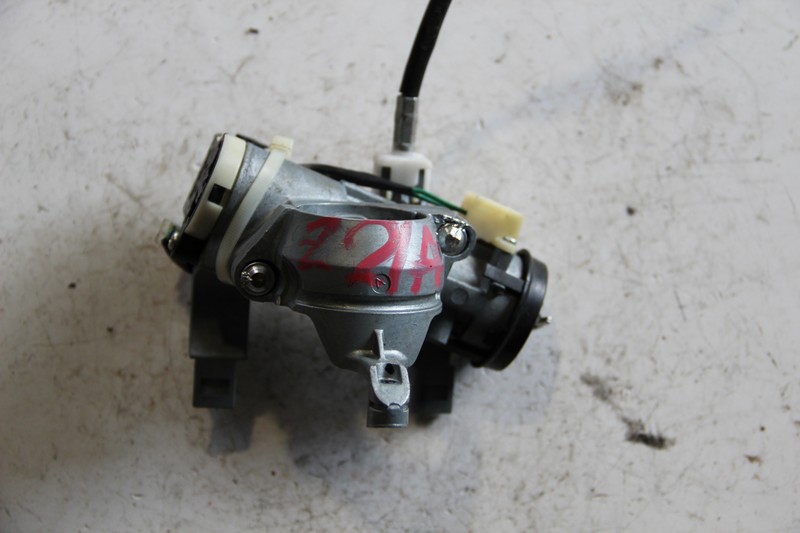 Замок зажигания Mitsubishi Colt