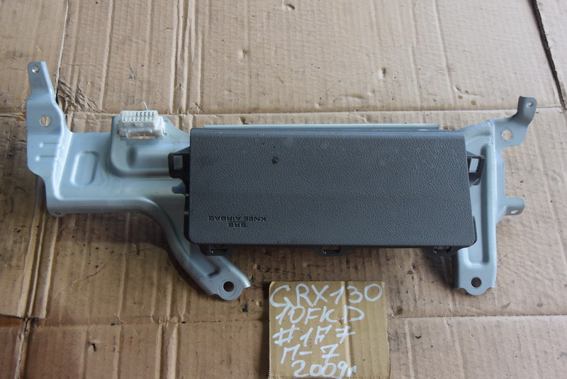 Airbag коленный Toyota Mark X GRX130