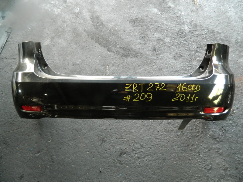 Бампер Toyota Avensis ZRT272