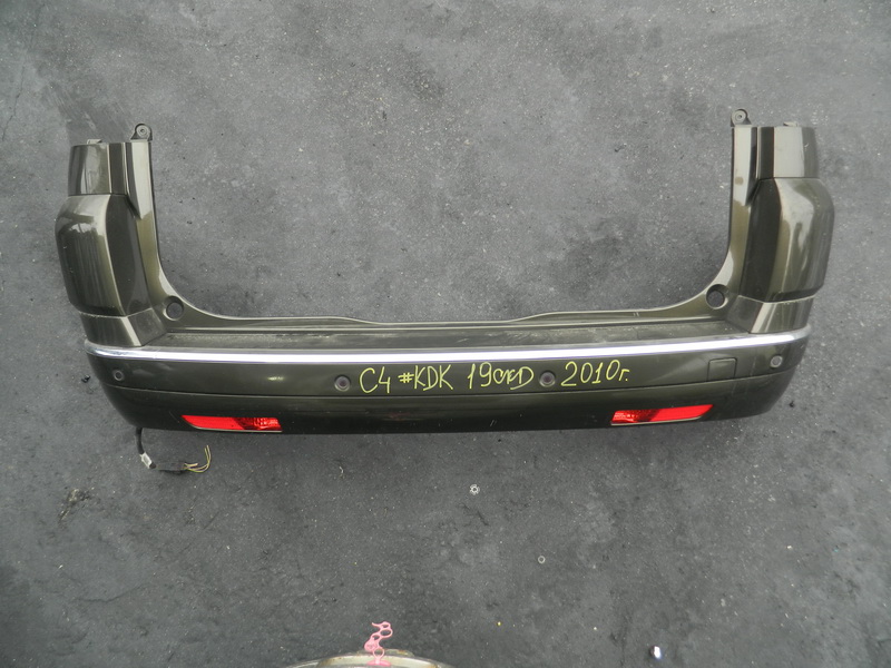 Бампер Citroen C4 Picasso UD