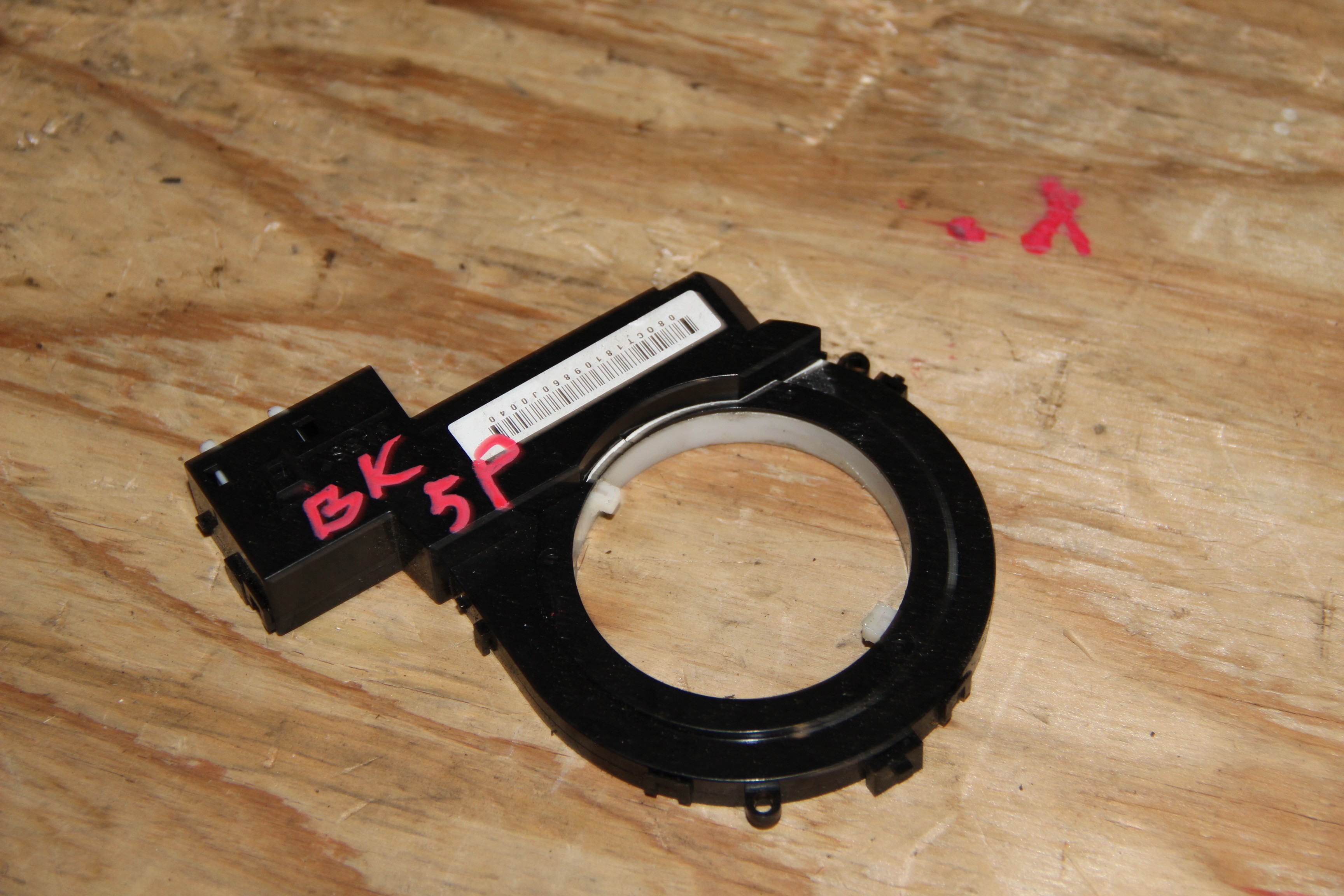 Датчик положения руля Mazda Axela