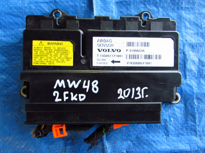 Блок SRS Volvo V40 MV48