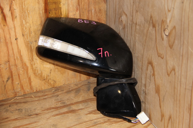 Зеркало Honda Edix