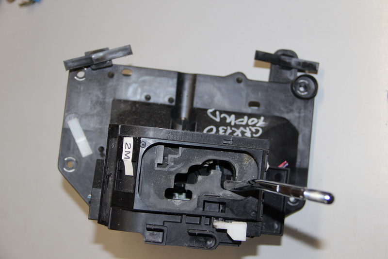 Селектор АКПП Toyota Mark X