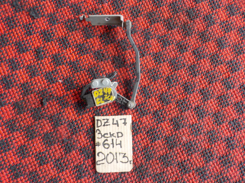 Датчик положения кузова Volvo Xc60