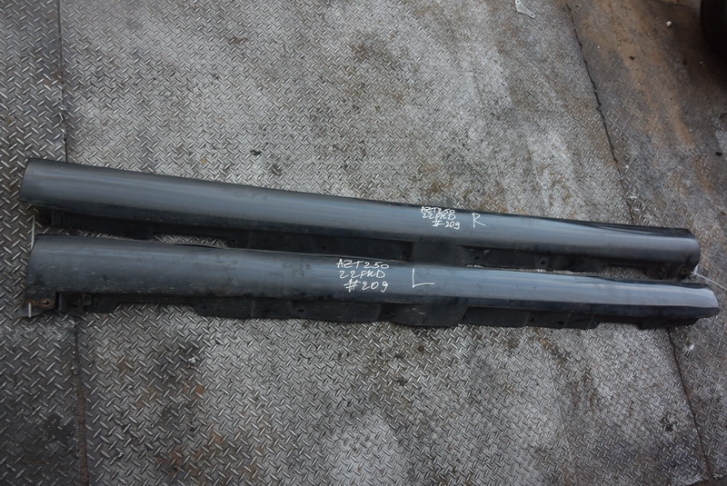 Порог Toyota Avensis