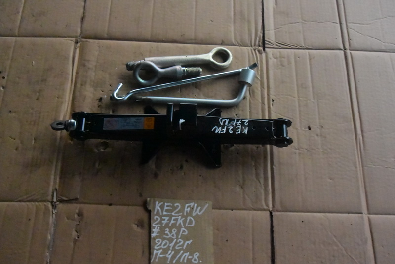 Домкрат Mazda Cx-5 KE2FW