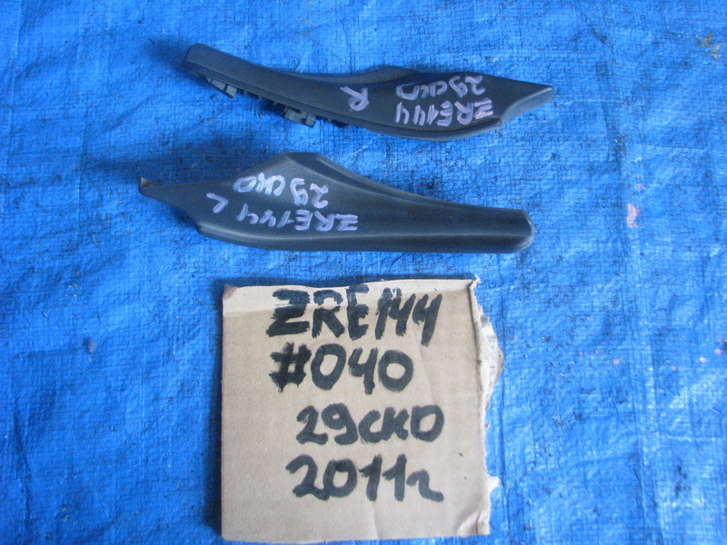 Уголок в жабо Toyota Corolla Fielder ZRE144