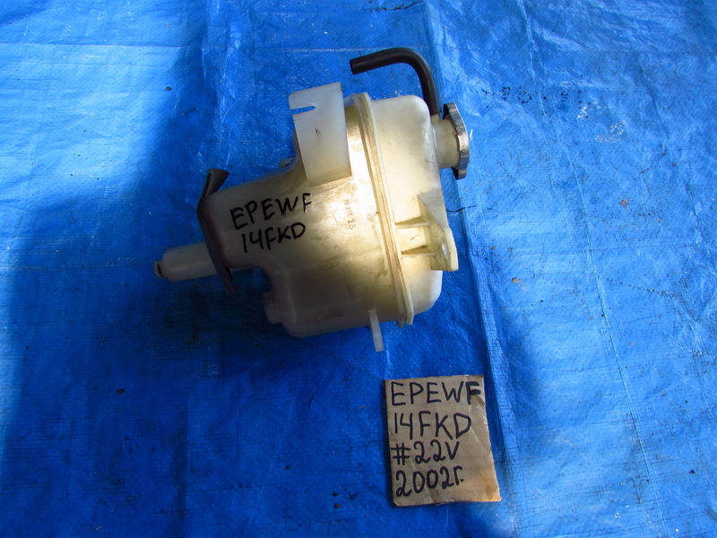 Бачок расширительный Ford Escape