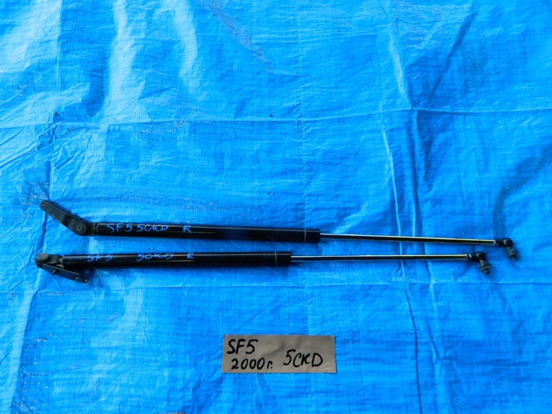 Амортизатор задней двери Subaru Forester