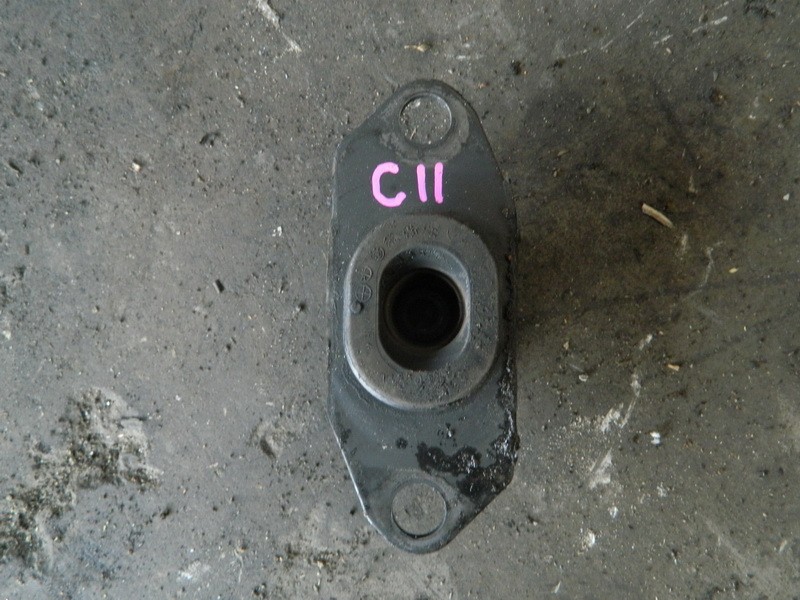 Подушка двигателя Nissan Tiida