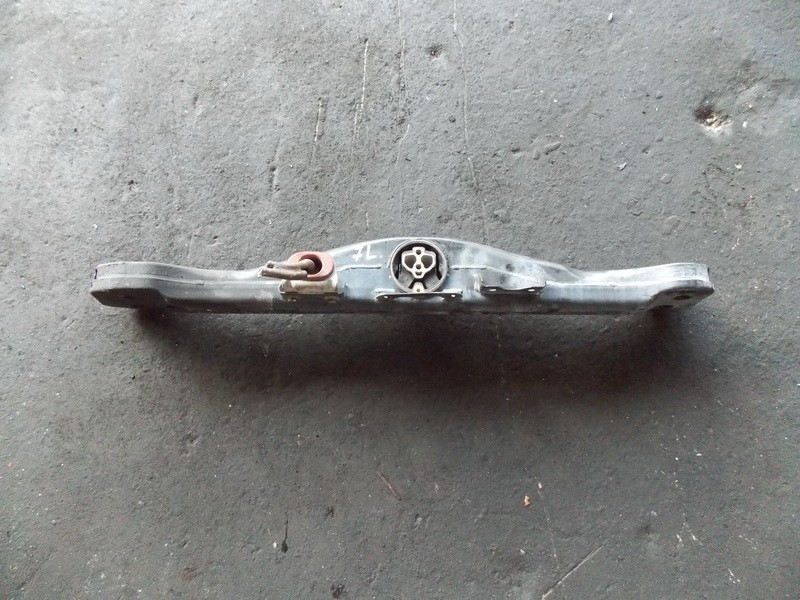 Подушка АКПП Volkswagen Touareg 7LA