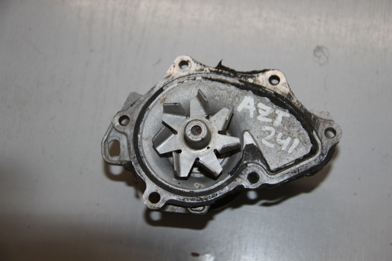 Помпа водяная Toyota Caldina AZT241