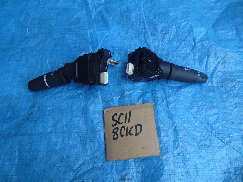 Подрулевой переключатель Nissan Tiida Latio