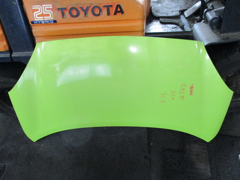 Капот Nissan March K13