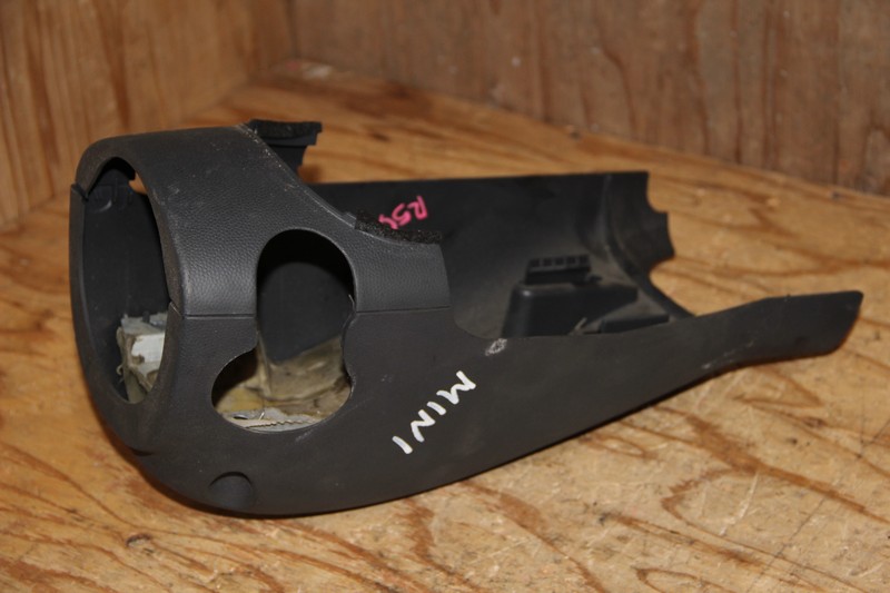 Кожух рулевой колонки Mini Hatch R50