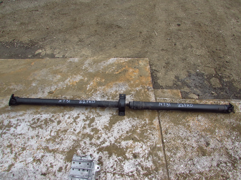 Карданный вал Nissan X-Trail NT31