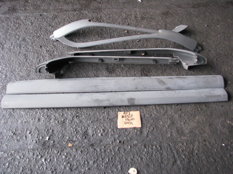 Молдинг на крышу Honda Stepwgn RF3