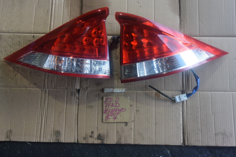 Стоп-сигнал Honda Insight