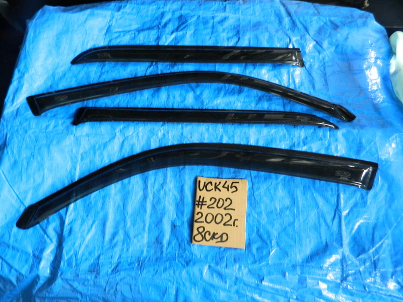 Ветровики Toyota Sequoia UCK45