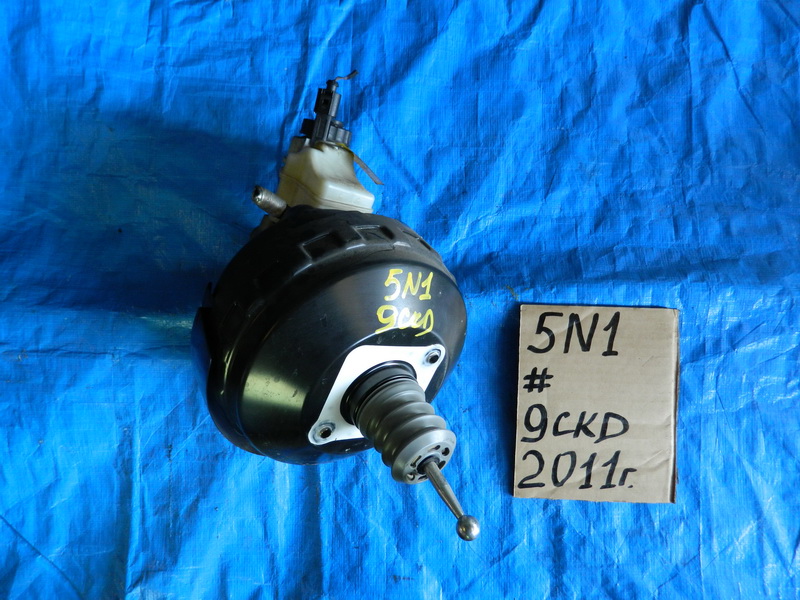 Главный тормозной цилиндр Volkswagen Tiguan 5N1