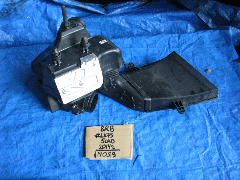 Корпус воздушного фильтра Audi Q5 8RB