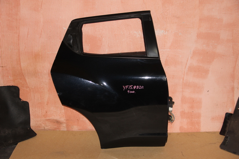 Дверь Nissan Juke YF15