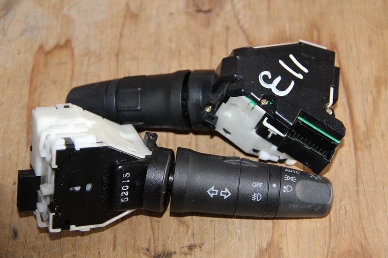 Подрулевой переключатель Nissan Note