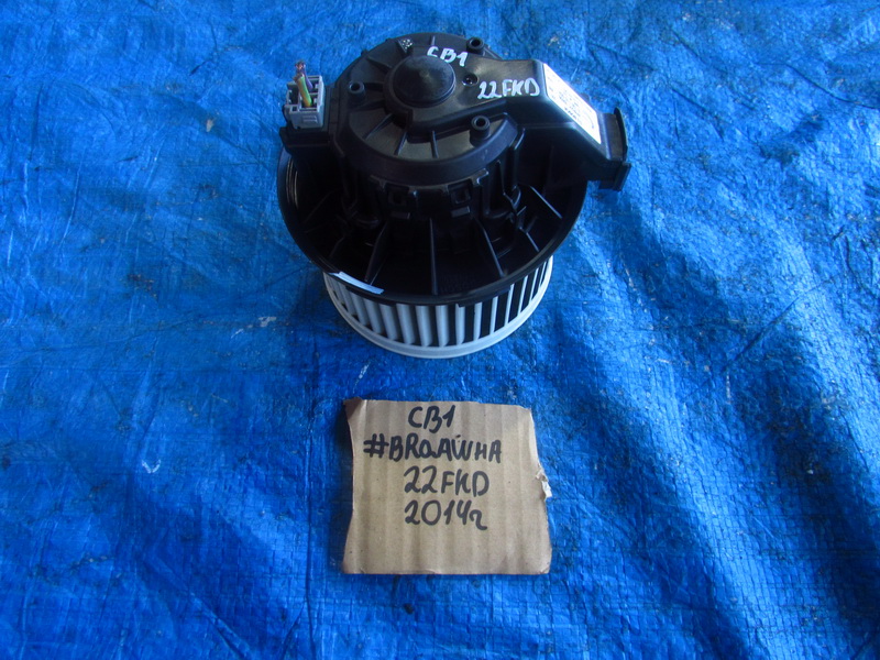 Моторчик печки Ford Fiesta