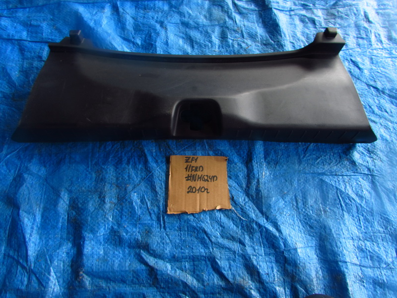 Накладка замка багажника Honda Cr-z ZF1