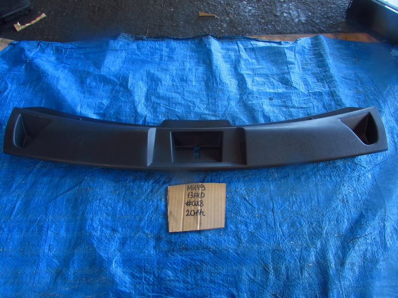 Накладка замка багажника Jeep Compass MK49