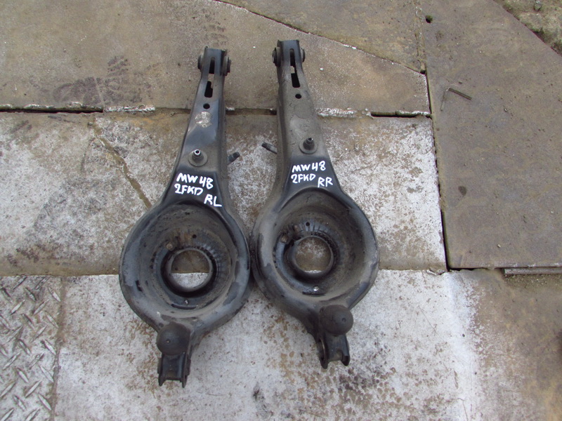 Рычаг Volvo V40