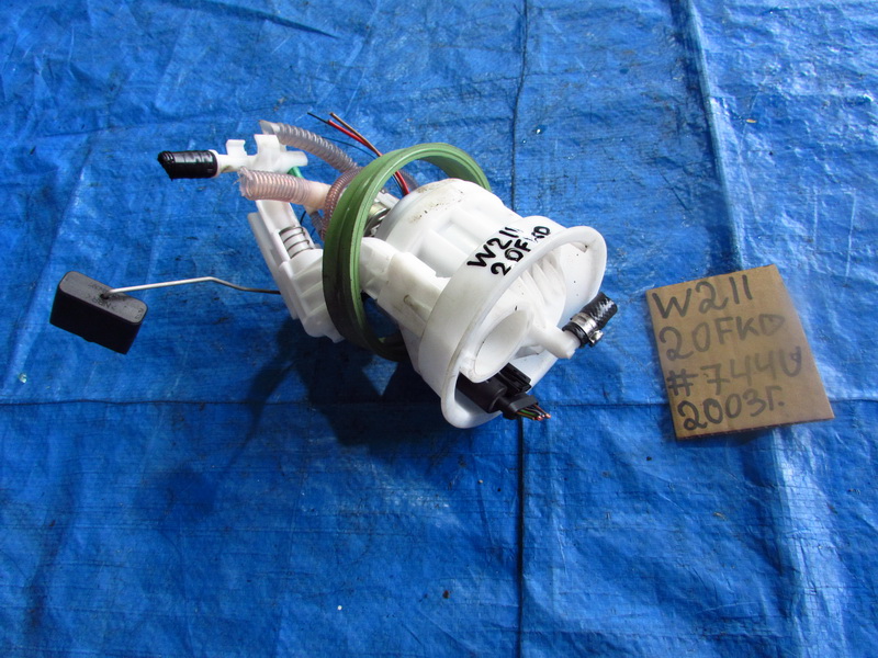 Топливный насос Mercedes-benz E-class W211