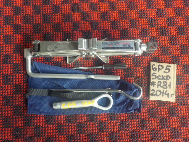 Домкрат Honda Fit GP5