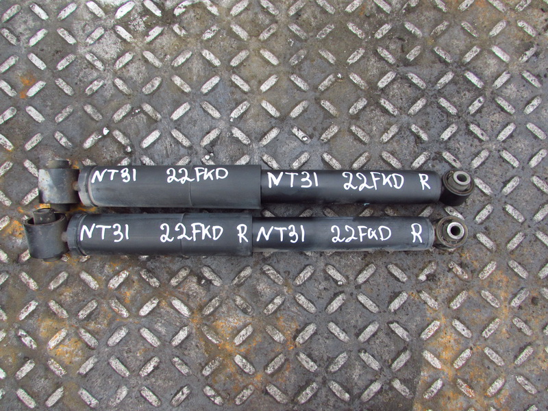 Амортизатор Nissan X-Trail NT31