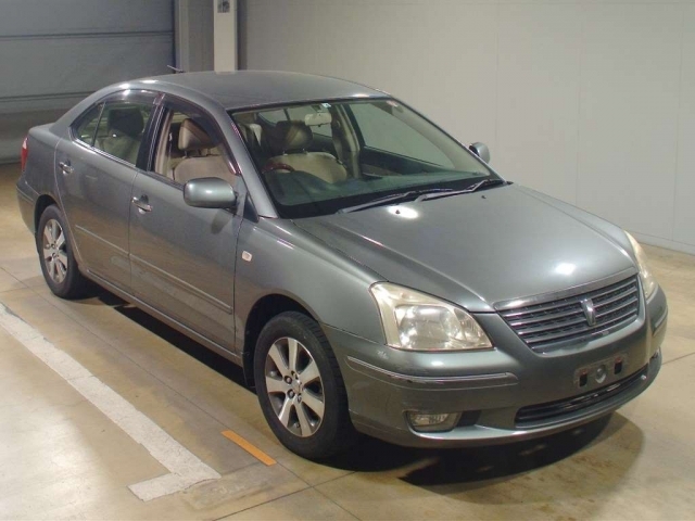 Toyota Premio AZT240