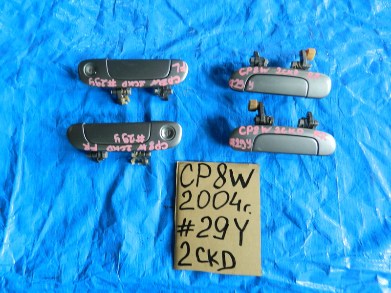 Ручка двери Mazda Premacy