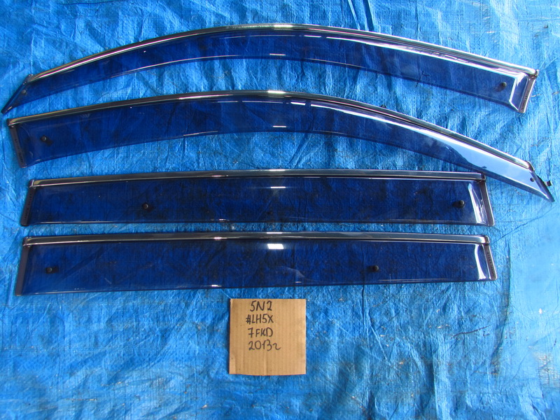 Ветровики Volkswagen Tiguan 5N2