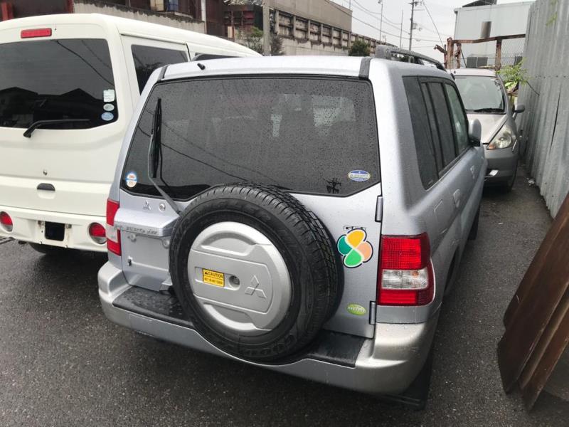 Mitsubishi Pajero Io H77W