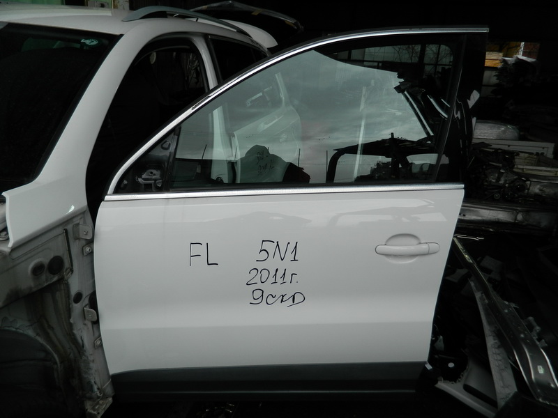 Дверь Volkswagen Tiguan 5N1