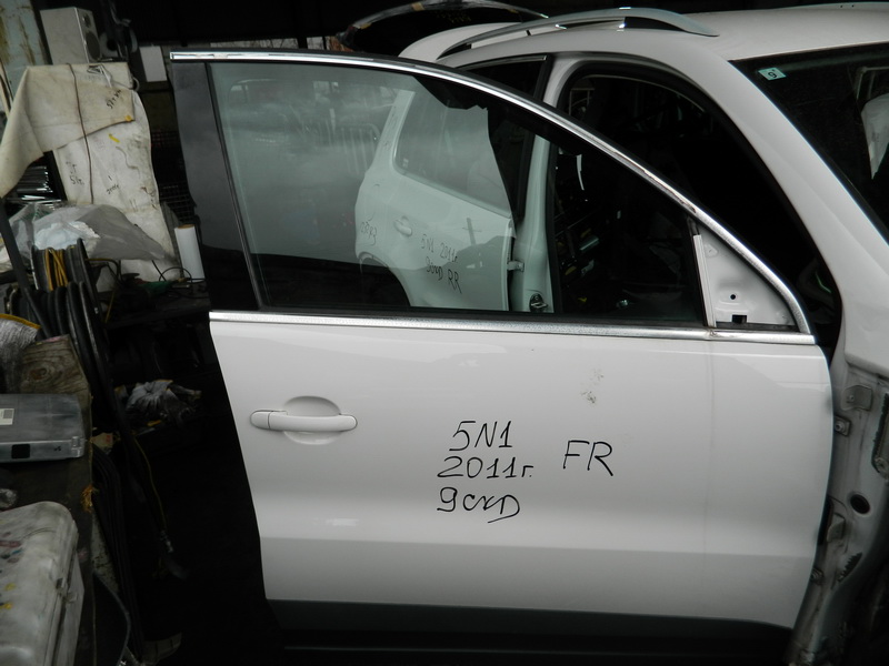 Дверь Volkswagen Tiguan
