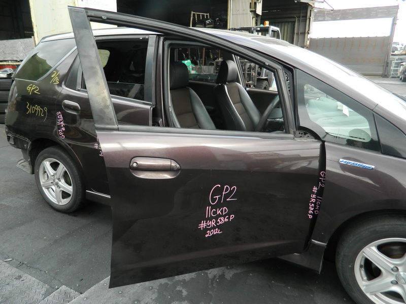 Дверь Honda Fit Shuttle GP2