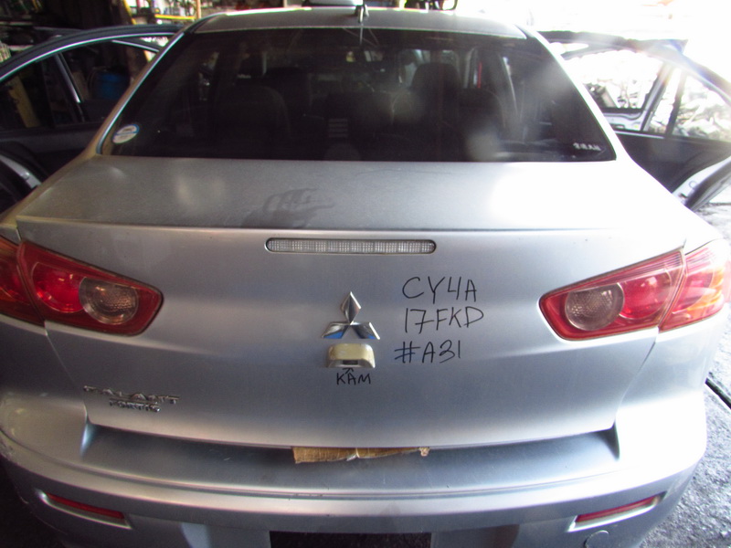 Крышка багажника Mitsubishi Lancer CY4A