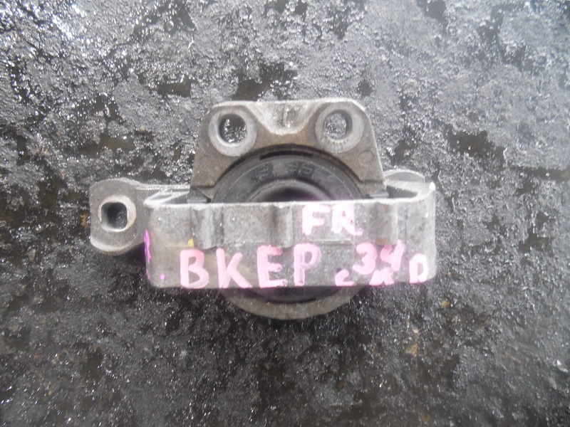 Подушка двигателя Mazda Axela