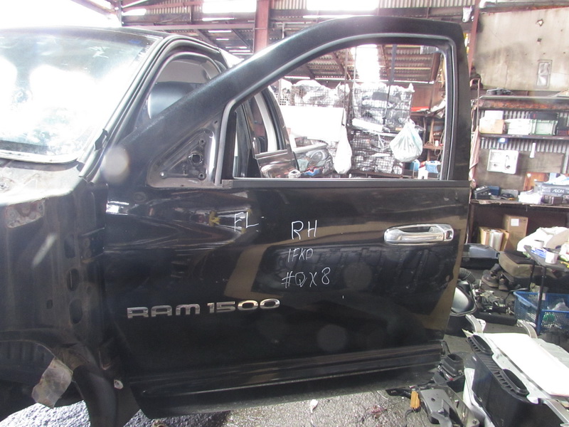 Дверь Dodge Ram DH