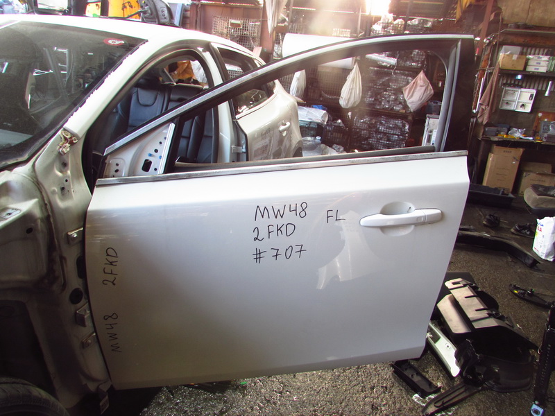 Дверь Volvo V40 MV48