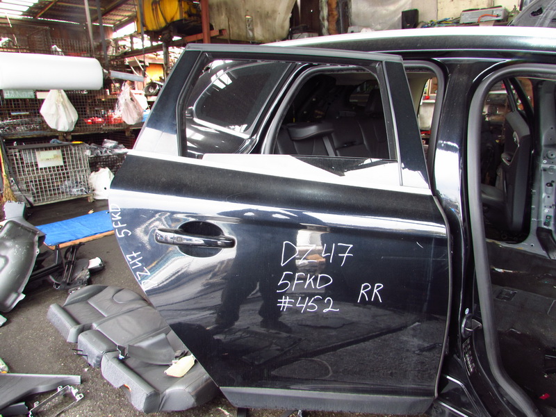 Дверь Volvo Xc60 DZ47