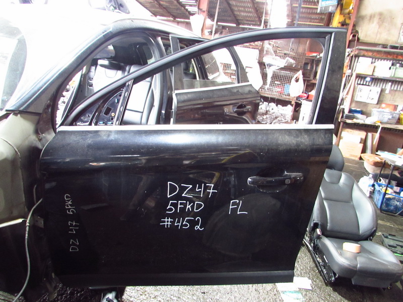 Дверь Volvo Xc60 DZ47